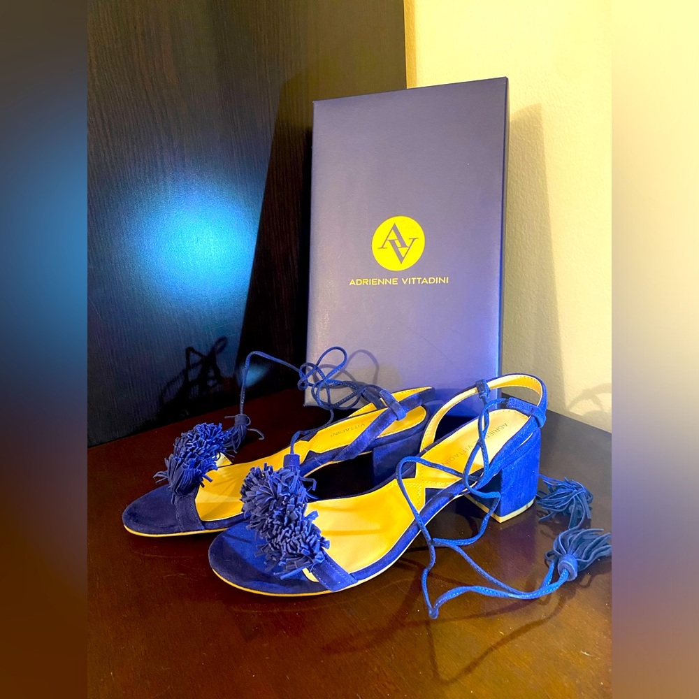 Royal blue ADRIENNE VITTADINI size 8 NEW